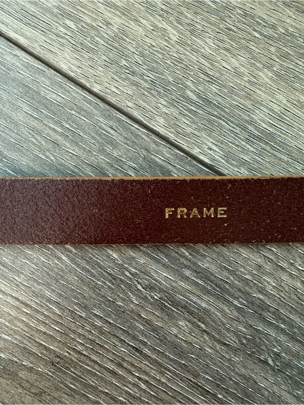 Frame Leather Suede Petit Oval Buckle Belt In Mustard